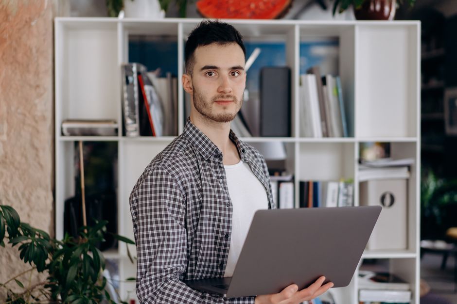 Jeux vidéo 2026 : se lancer freelance sans stress